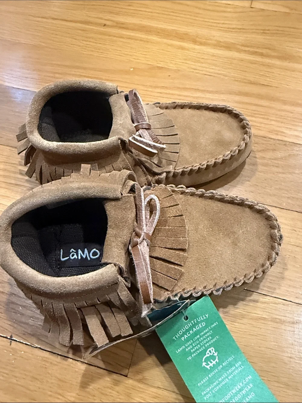 NWT Lamo kids fringe moccasin booties size 13.